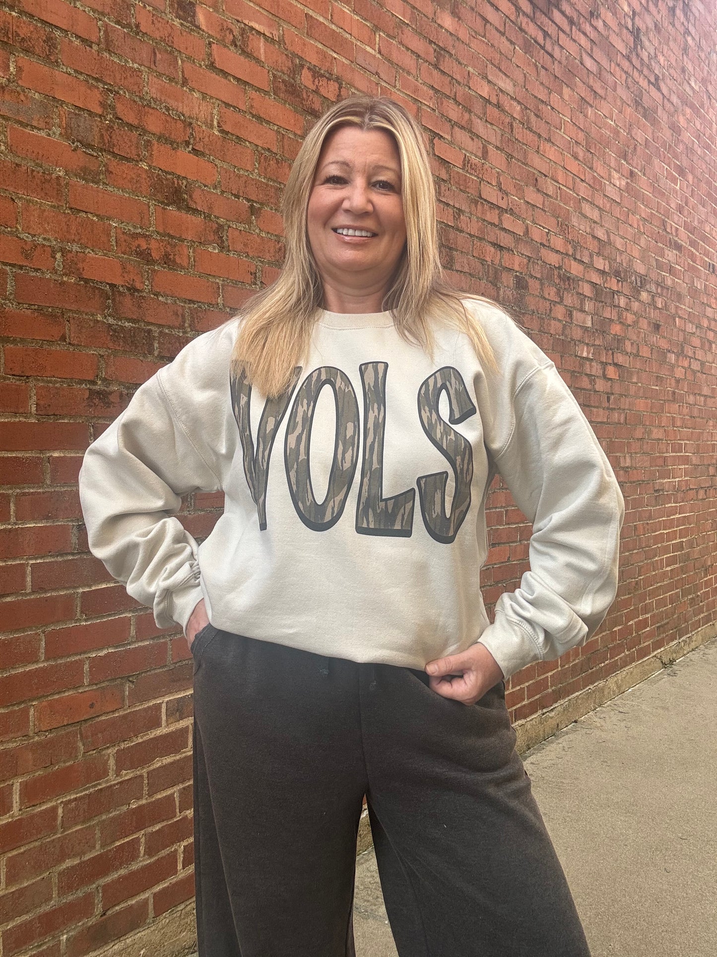 Camo VOLS crewneck