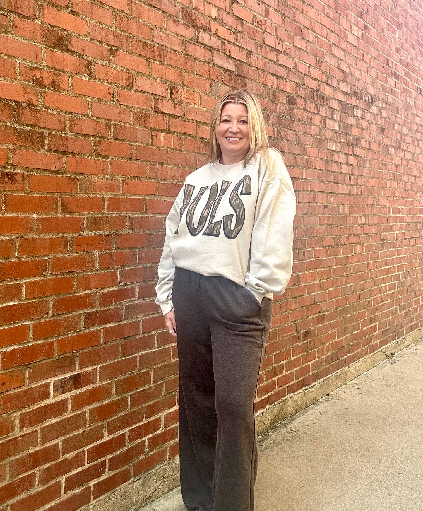 Camo VOLS crewneck
